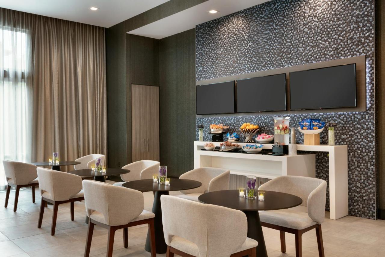 Embassy Suites By Hilton Atlanta Midtown מראה חיצוני תמונה