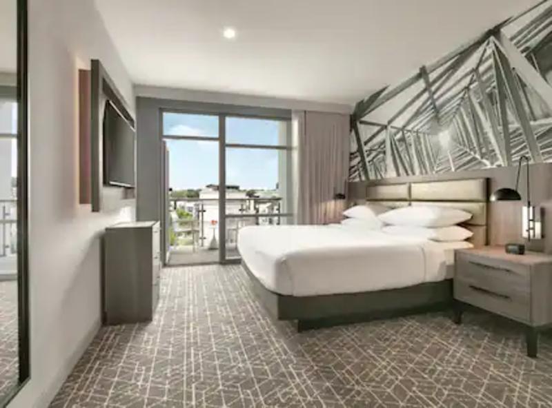 Embassy Suites By Hilton Atlanta Midtown מראה חיצוני תמונה