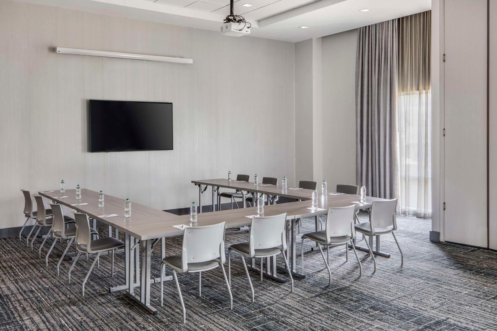 Embassy Suites By Hilton Atlanta Midtown מראה חיצוני תמונה