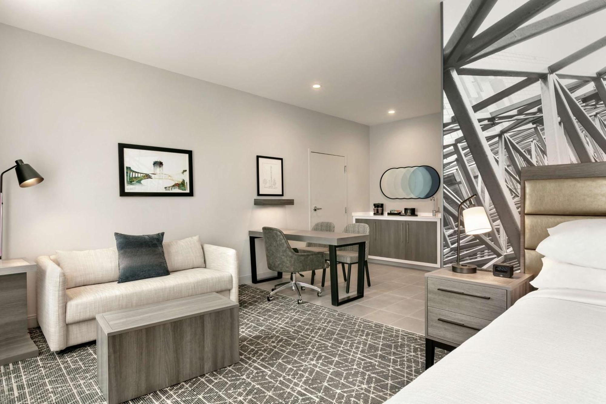Embassy Suites By Hilton Atlanta Midtown מראה חיצוני תמונה
