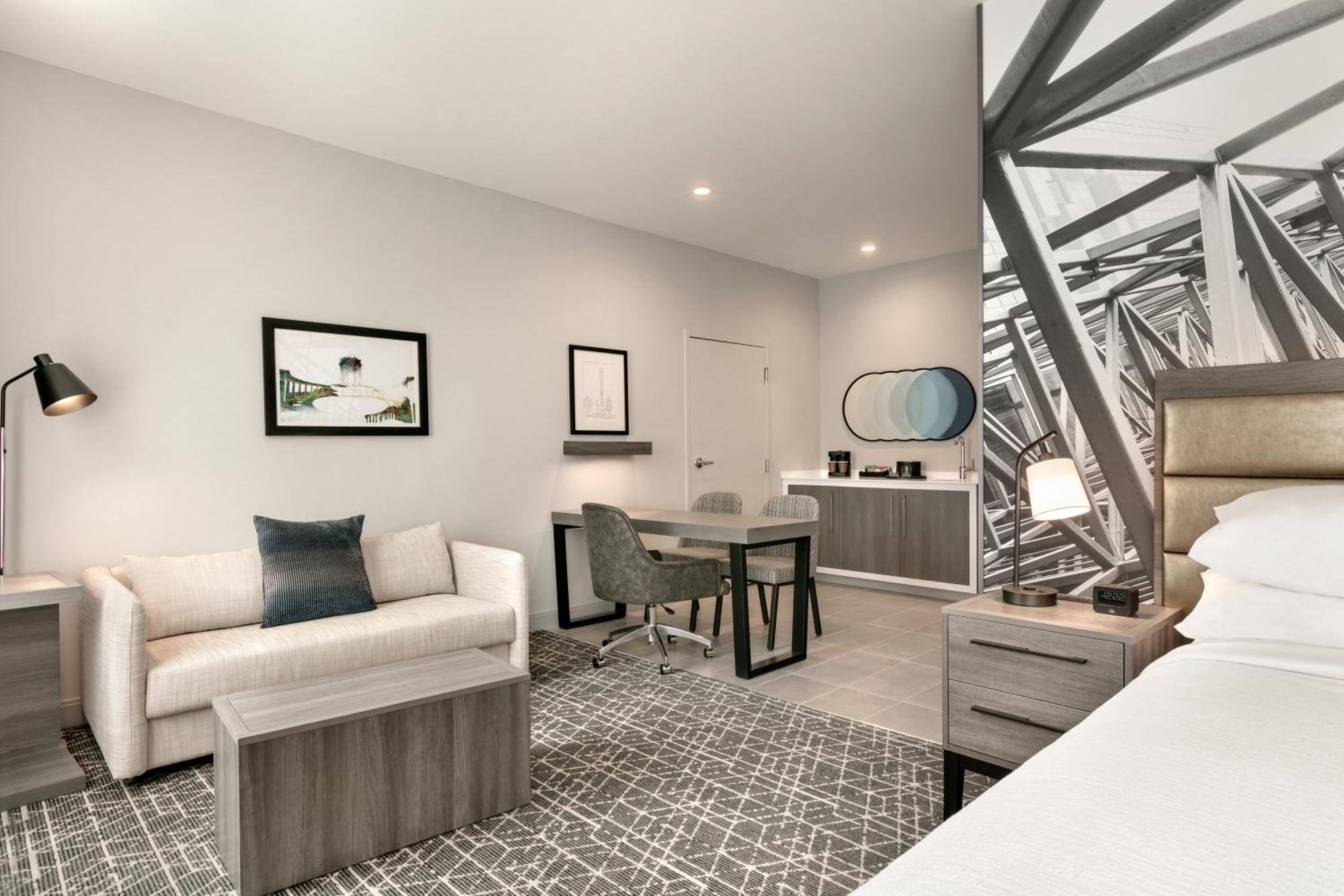 Embassy Suites By Hilton Atlanta Midtown מראה חיצוני תמונה